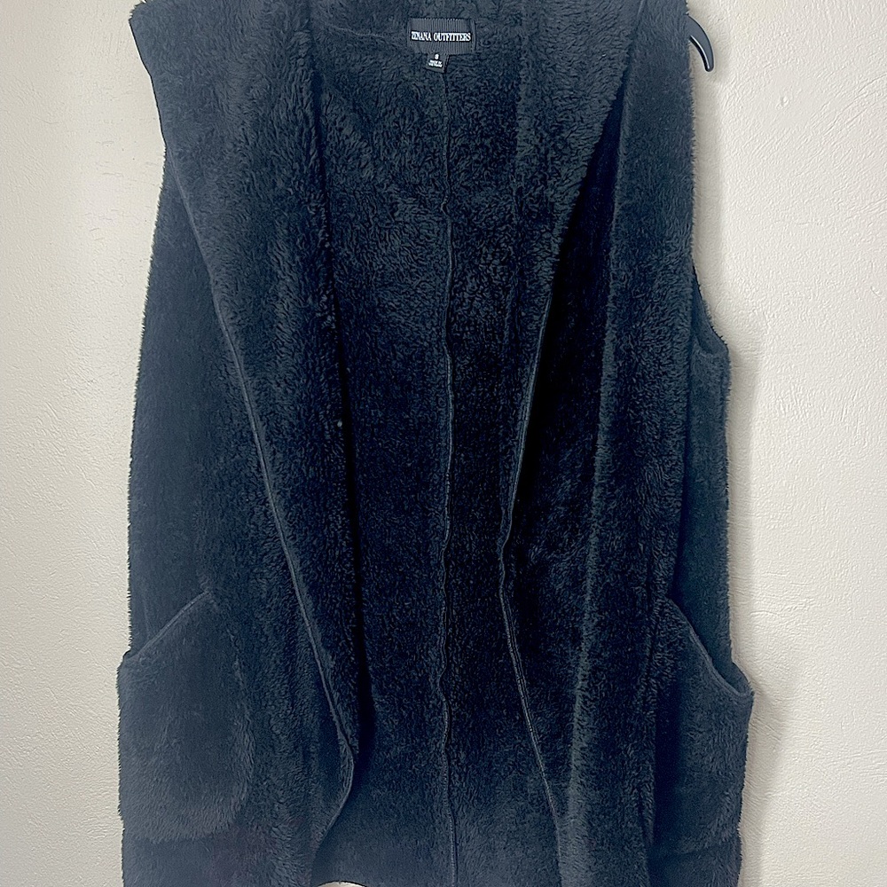 Zenana Outfitters Fuzzy Vest